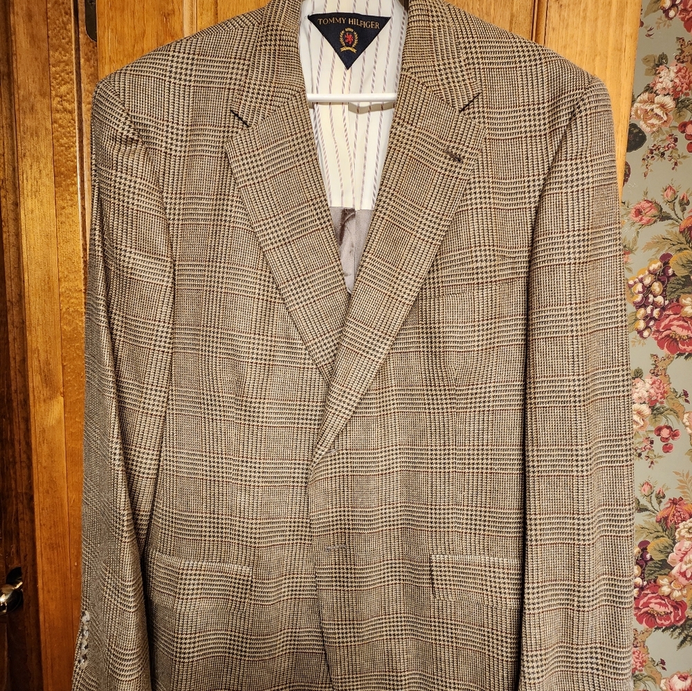 Tommy Hilfiger Men's Brown Plaid Blazer